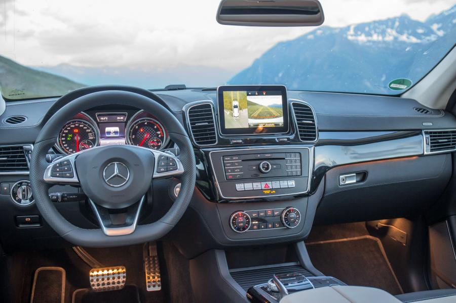  Mercedes-Benz GLE350 d 4Matic AMG Line 2015 года  (фото 8 из 9)